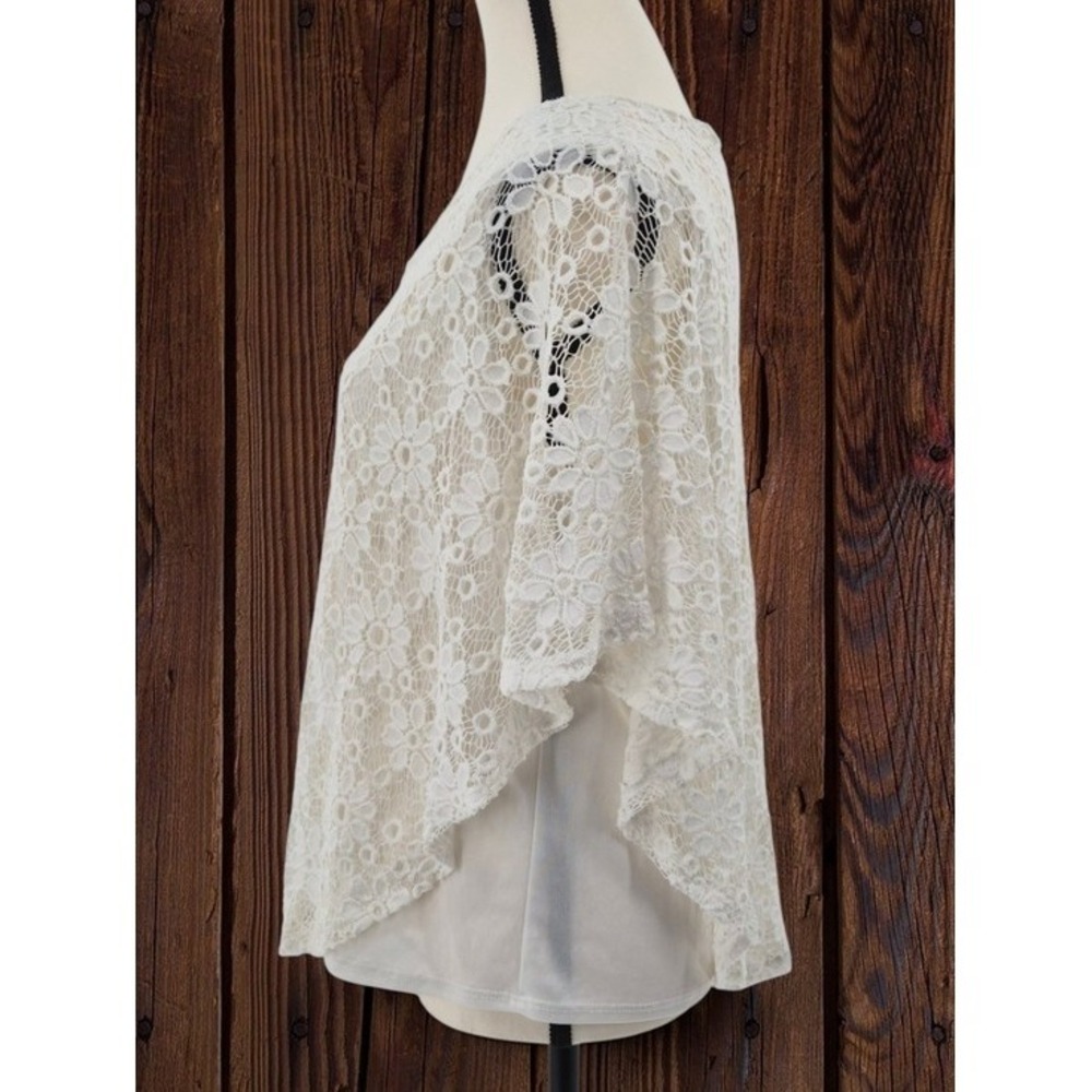 Womens Ivory Floral Lace Overlay Lined Poncho Blouse L Dolman Sleeve Cottagecore - Picture 3 of 11
